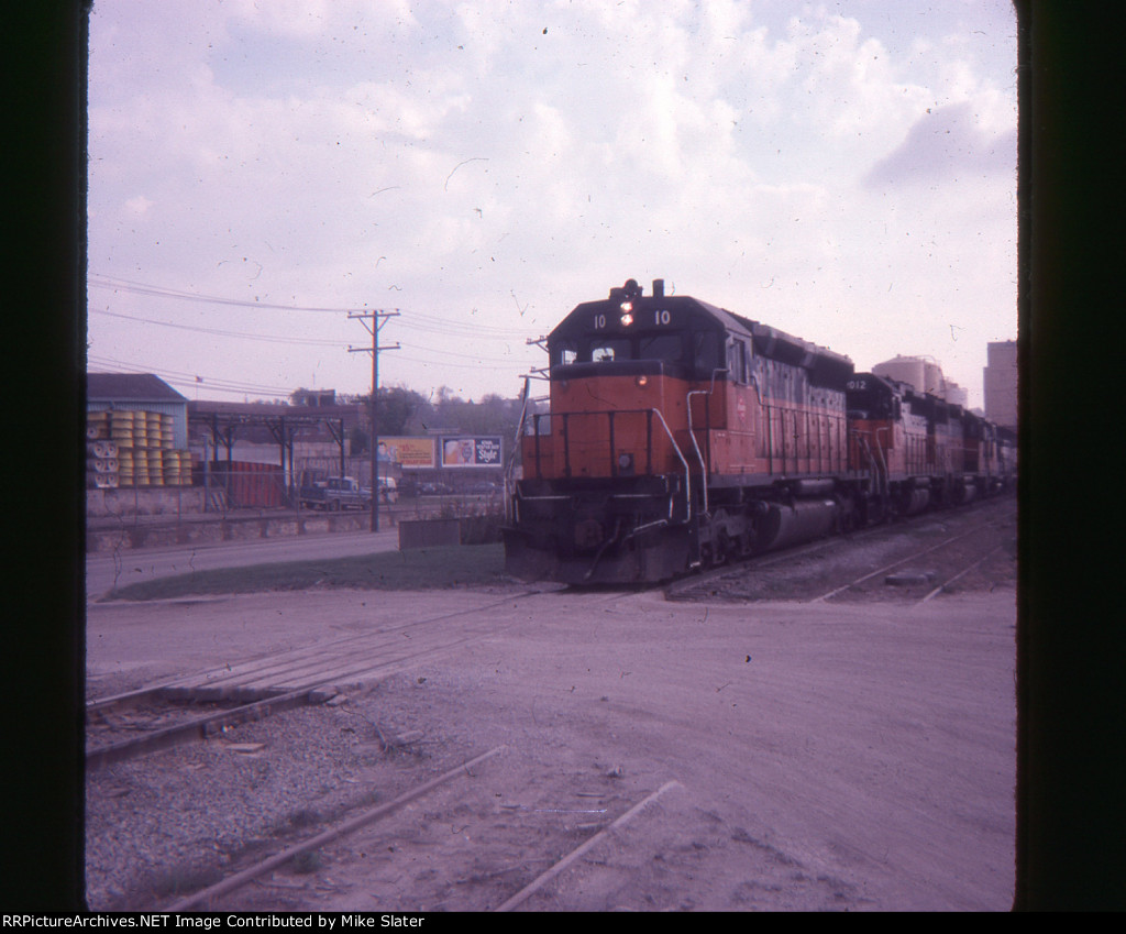 milw 0010 sd45 dav ia 04-1979